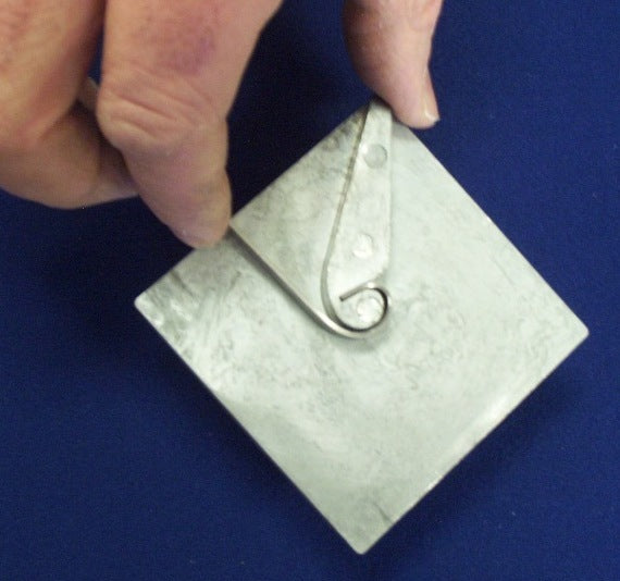 Kosy Creations BJ2 hands changed position in preparation to complete the one scroll end