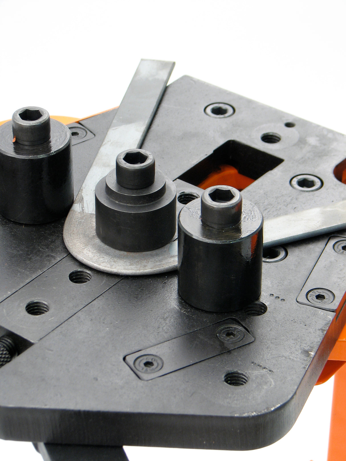 Option 3 On Edge Bending Kit mounted on Metalcraft XL5+ Power Bender. Shows flat mild steel strip rolled on edge.