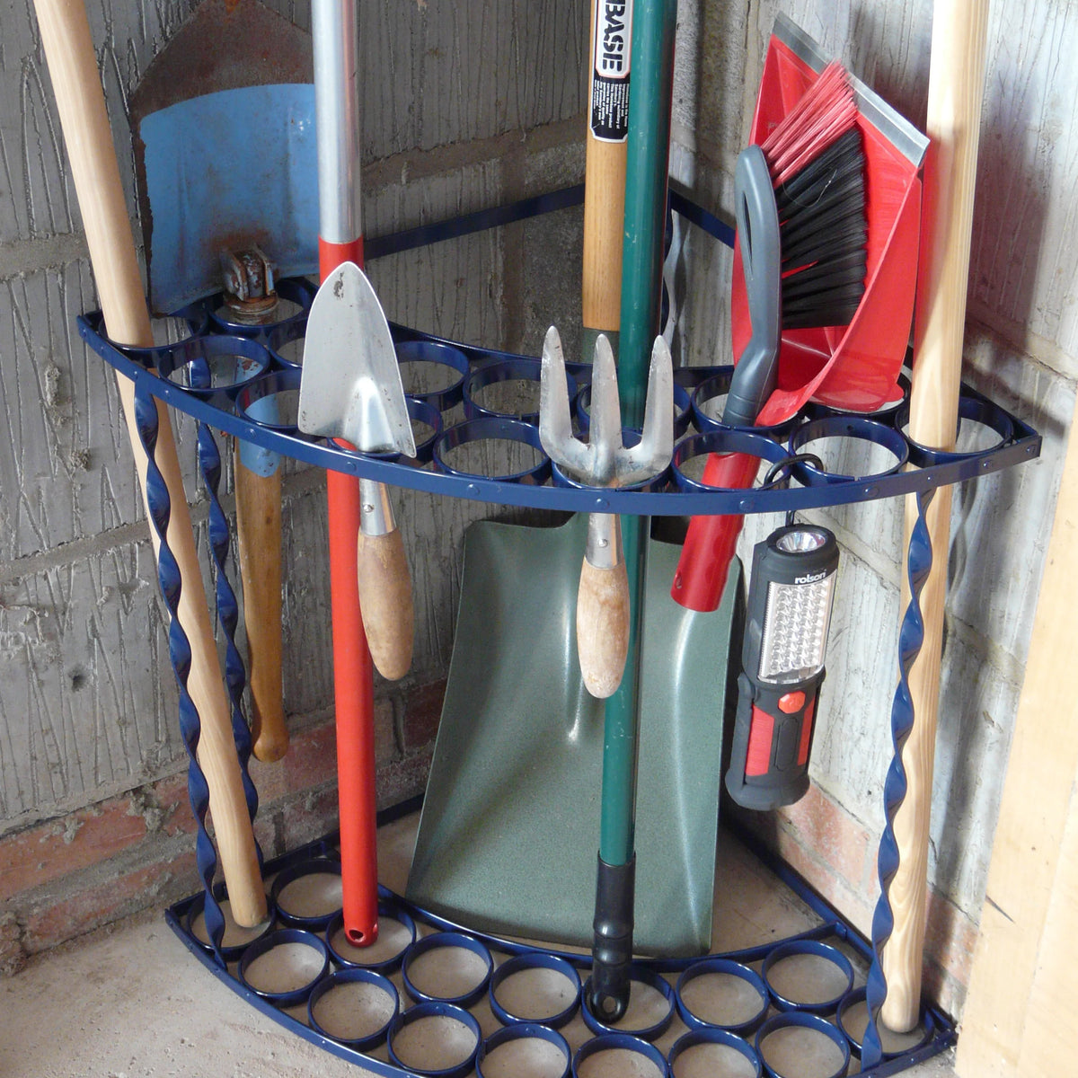 Free Instructions - How to Make GARDEN TOOL RACK Project – metalcraftusa